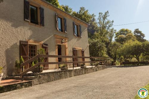 Le moulin de cabanis in 聖拉里布讓