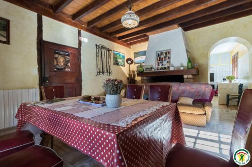 Le moulin de cabanis in 聖拉里布讓