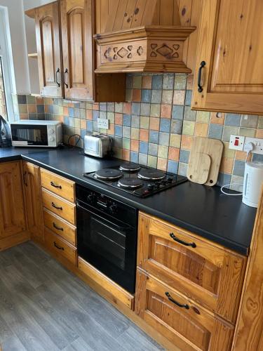 مطبخ, 3 Bedroom Family home in ليمافادى