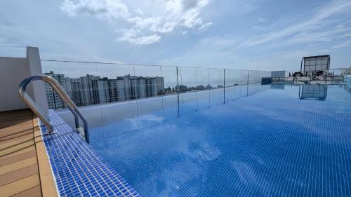 Luxury 3BR Apartment with Infinity Pool, Balcony n Gym, Hulhumalé
