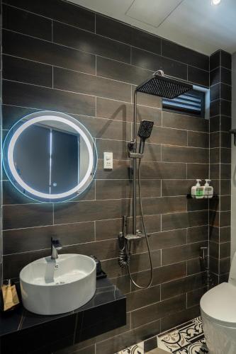 LÁ HOTEL THOẠI NGỌC HẦU - 화장실