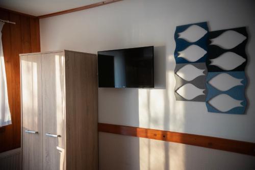2 twin beds