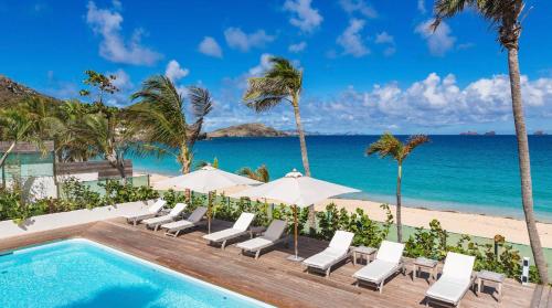 Luxurious Beachfront Villa in Flamands, Anse des Flamands
