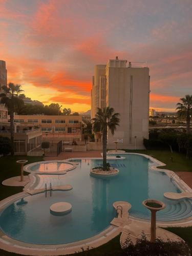 Private beachfront in Alicante, Alicante (foto 2)