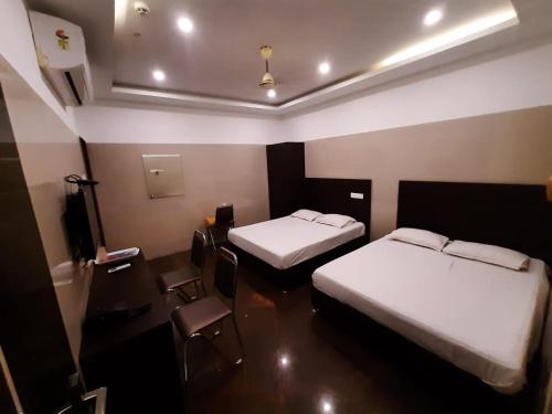 KJRResidency& Rooms – Chennai, IL