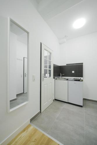 Konyha, Boardinghaus Perani in Augsburg-Goggingen