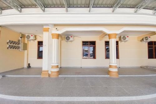 RedDoorz @ The Nawasena Kandis Riau in Duri