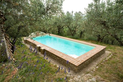 Collazzone - "Il Tramonto" casale con piscina