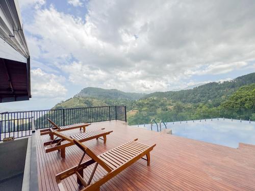Crystal Springs Luxury Hotel
