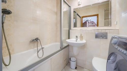 Two-Bedroom Apartment image 3