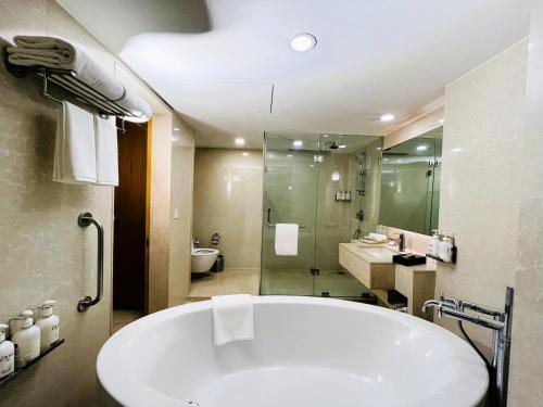 King Suite image 3