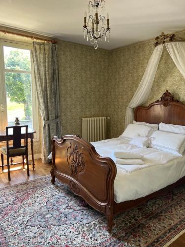 Le Chalet in 塞納河畔艾塞