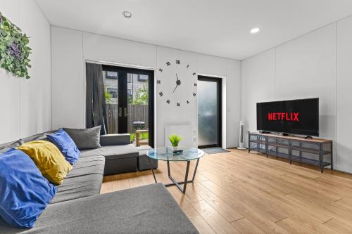Large Townhouse 5 Beds with Two Parking Spaces - Manchester City Centre, Манчестер (фото 2)