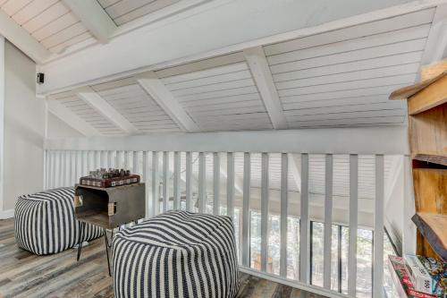 Castaway Cottage - Enjoy peace and quiet in Big Canoe in Holcomb, USA