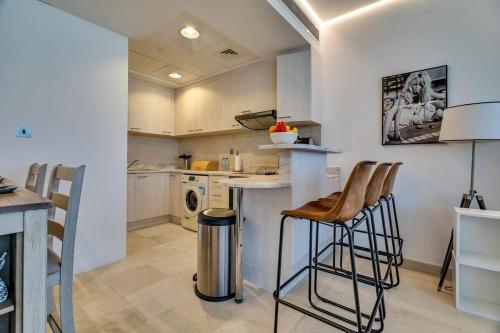 DAYF-SKG04 Modern Spacious 1 Bed Full DIFC Views, Dubai (photo 8)