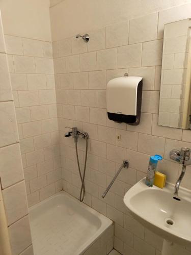 Comfy 2rooms Flat 4 persons & Parking, Praha (fotografie 7)