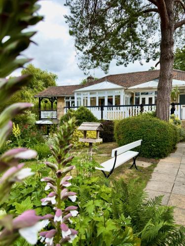 Bath Boating Station - image 7