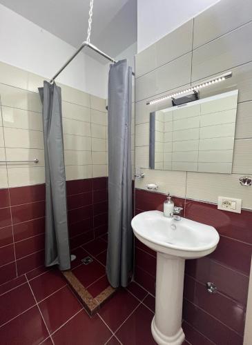 Two-Bedroom Apartment image 6