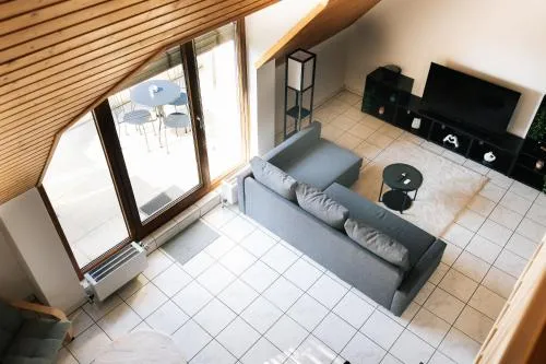 Grosse Galerie-Wohnung für 7 Gäste - Airport Messe Stuttgart - Balkon - Parkplatz - Waschmaschine in Filderstadt, Deutschland