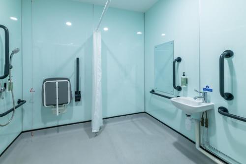 Accessible Double Room- No Window image 4