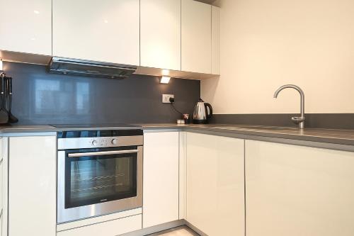 Tower Hill Serviced Apartments - image 8