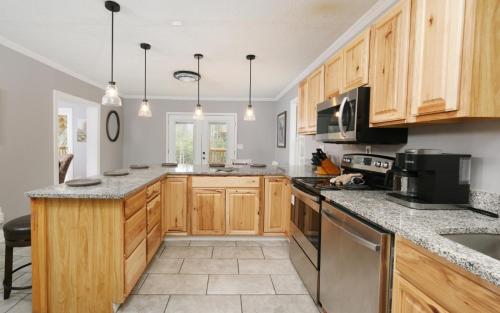 A Country Retreat - image 10