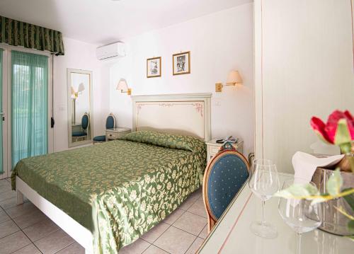 Hotel Oasi Room Type - Double Room with Terrace