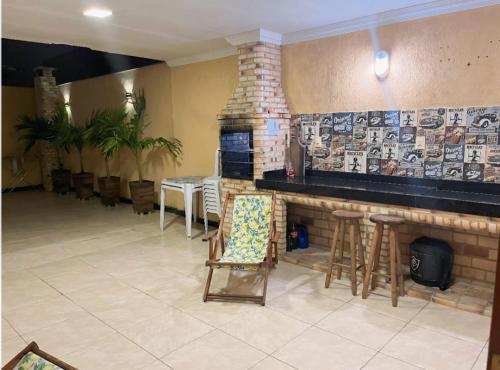 Konyha, Casa Completa com Sinuca e Churrasqueira in Palmeiras