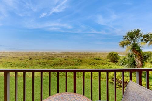 Island Club Condos 2 - image 14