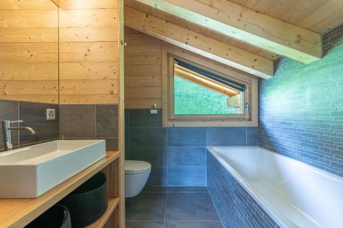 Touti LUXURY & NEW BUILD chalet 10 pers - image 9