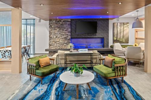 ผับ/เลาจน์, Fairfield by Marriott Inn & Suites Stockton Lathrop in ลาทรอป (CA)