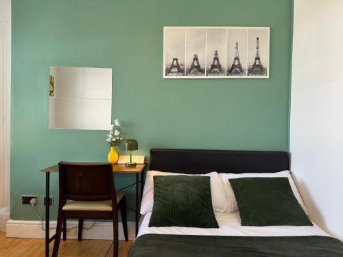 Holborn Entire Flat in London