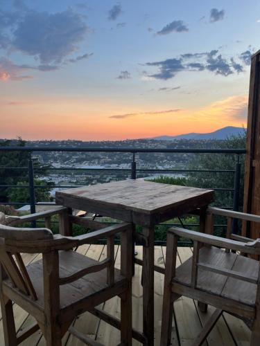 Dôme Nissaya (Dome Nissaya) in Saint-Isidore