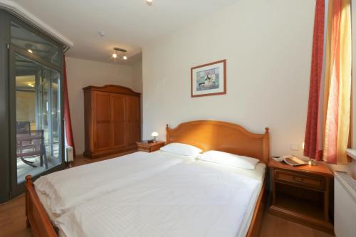 Apartment image 10