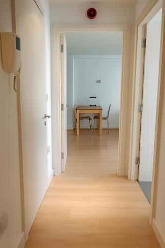 Still Life Old Street Executive - image 6