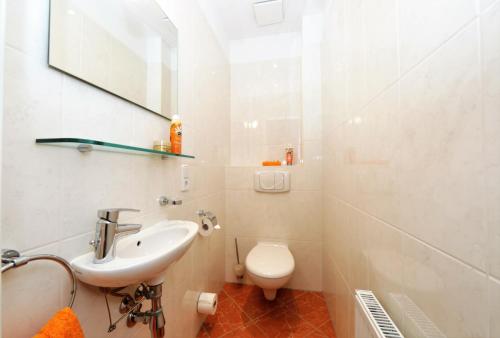 Brise Villa Jasmin App 02 - image 5
