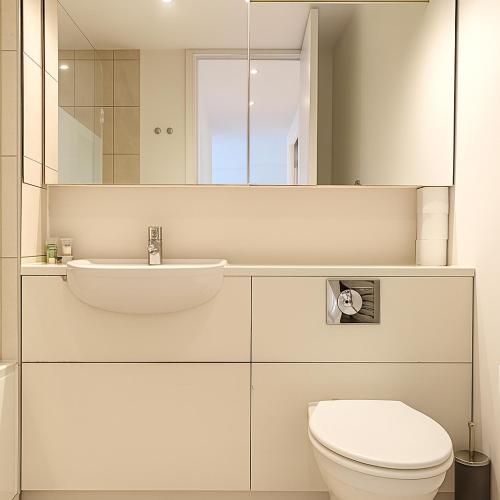 Foto - Still Life St Paul's Executive