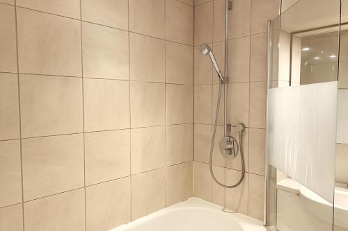 Foto - Still Life St Paul's Executive