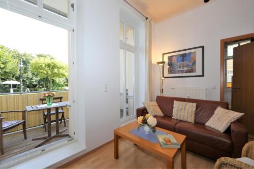 Apartment image 10