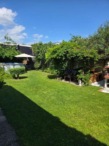 House with good connection, Vienne (photo 9)