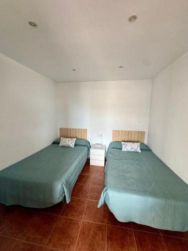 Apartamentos Mediterraneo - image 5