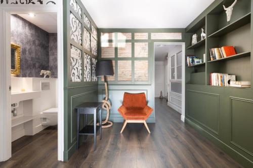 Enjoybcn Coliseum Apartments - image 14