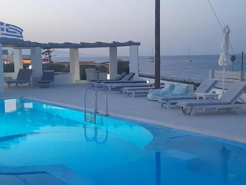 Atlantis - by S paradise - outdoor jacuzzi & seaview, Oia (foto 3)
