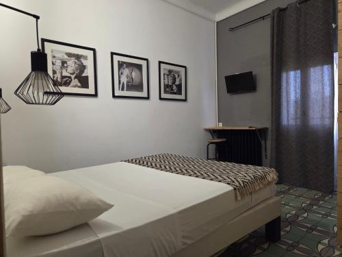 1 double bed