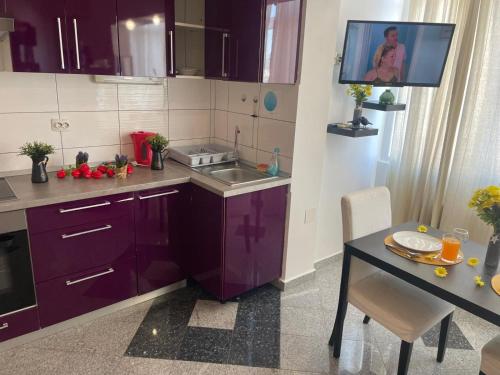 nice studio in the heart of city, Бухарест (фото 3)