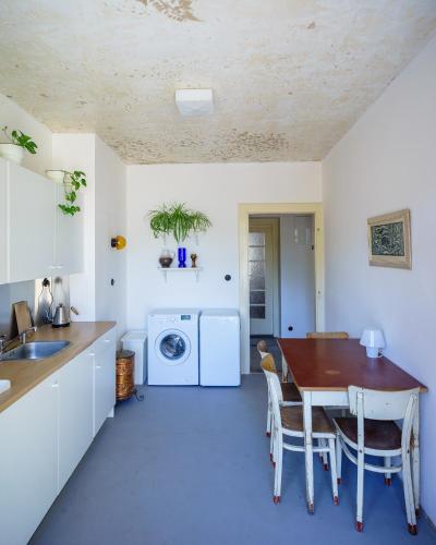 Studio Hronov Apartment No1 in ฮรอนนอฟ