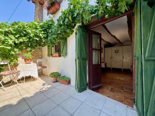 El RINCÓN DE LAS PARRAS (El RINCON DE LAS PARRAS) in Utrillas