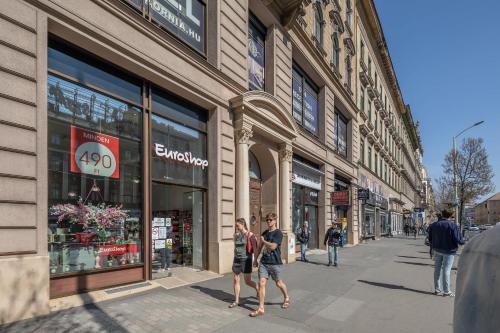 Very Central - Trendiest Neighborhood - Comfy - image 9