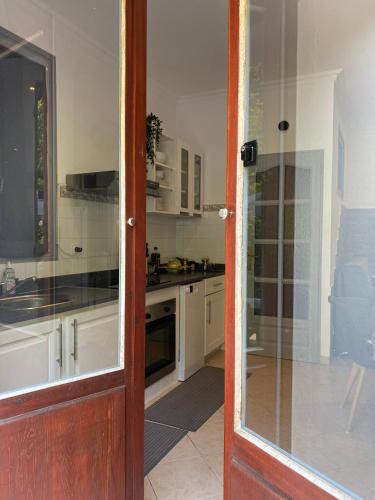 Villa Serenice - F2 au calme, climatisé, WIFI et parking gratuit, Nice (photo 8)