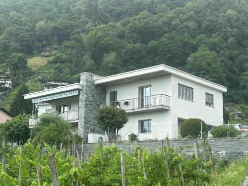 Exterior view, DaSaNa Appartamento in Gordola